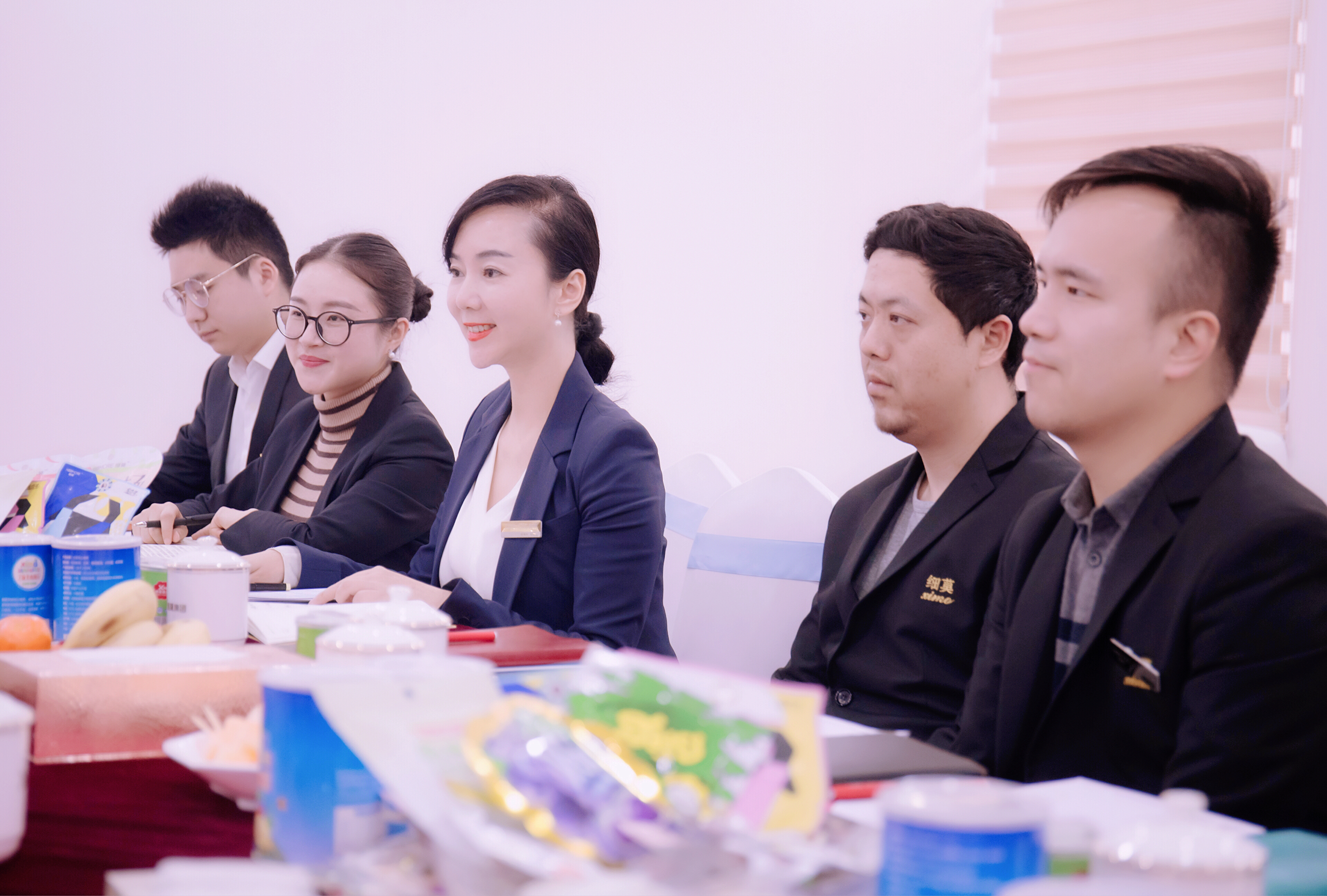 友好互訪(fǎng)，深化交流--細(xì)莫與湖南海外旅游進(jìn)行友好互訪(fǎng)